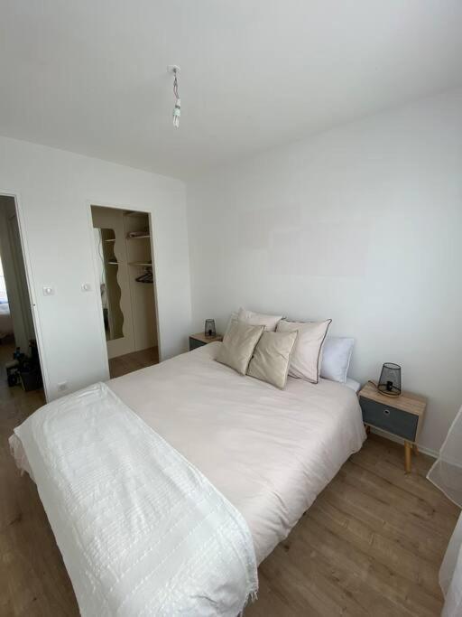 Appartement Calme Et Chaleureux Доль Екстер'єр фото